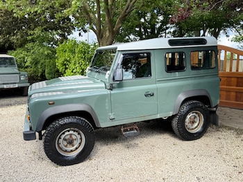 Used Land Rover Defender 2011 for sale - 79193544: Photo