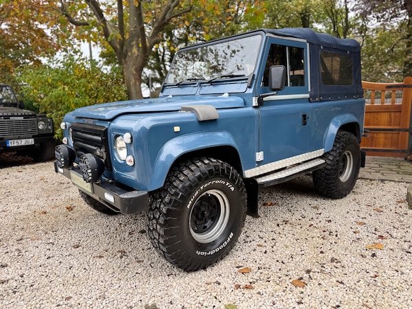 Used Land Rover Defender 1995 for sale - 76316097: Photo 16