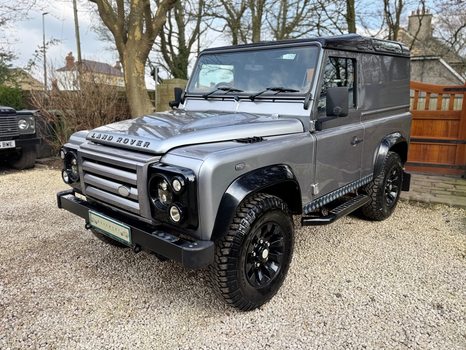 Used Land Rover Defender 2012 for sale - 78001539: Photo 2