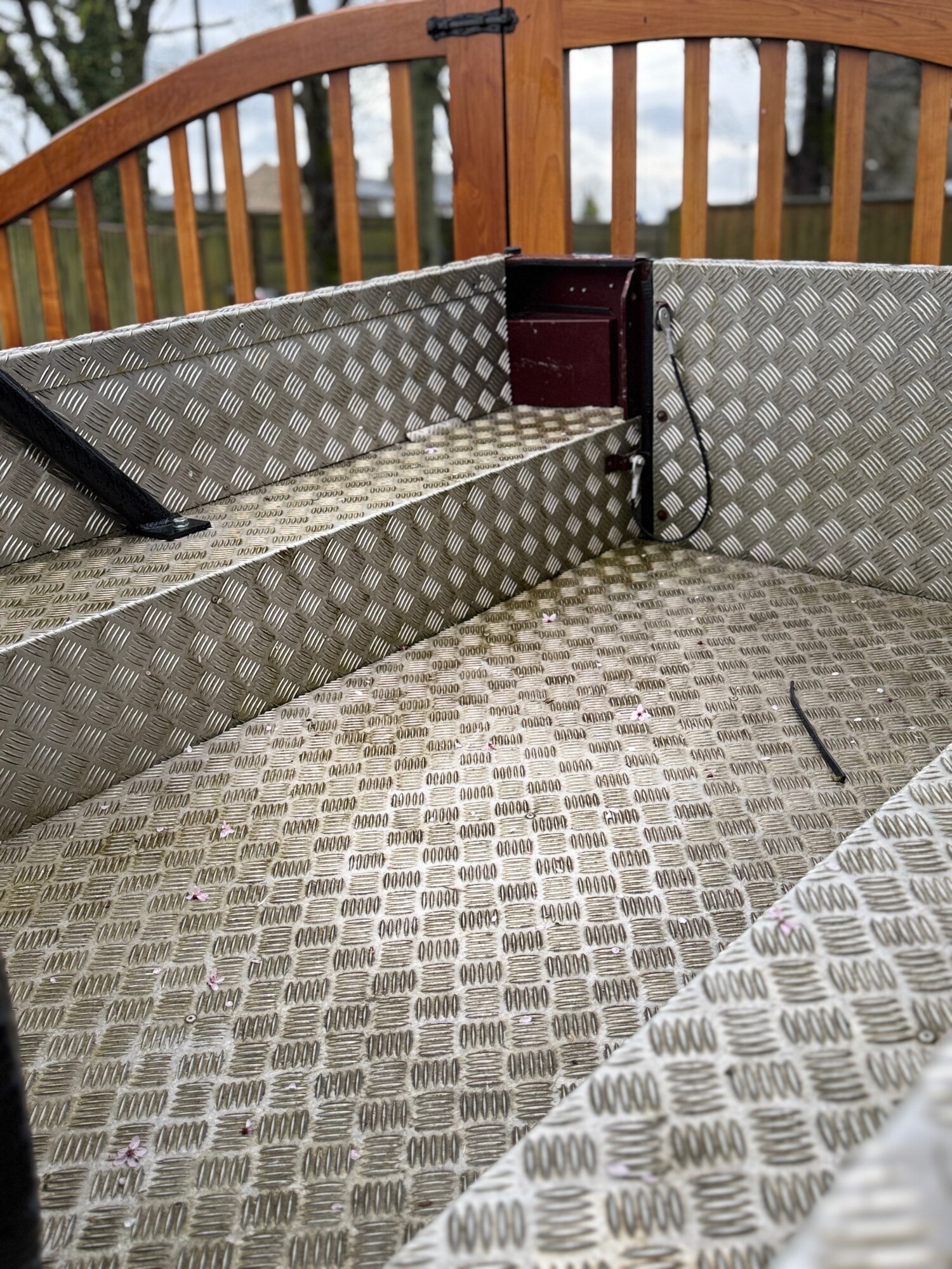 Used Land Rover Defender 2002 for sale - 78001536: Photo 3