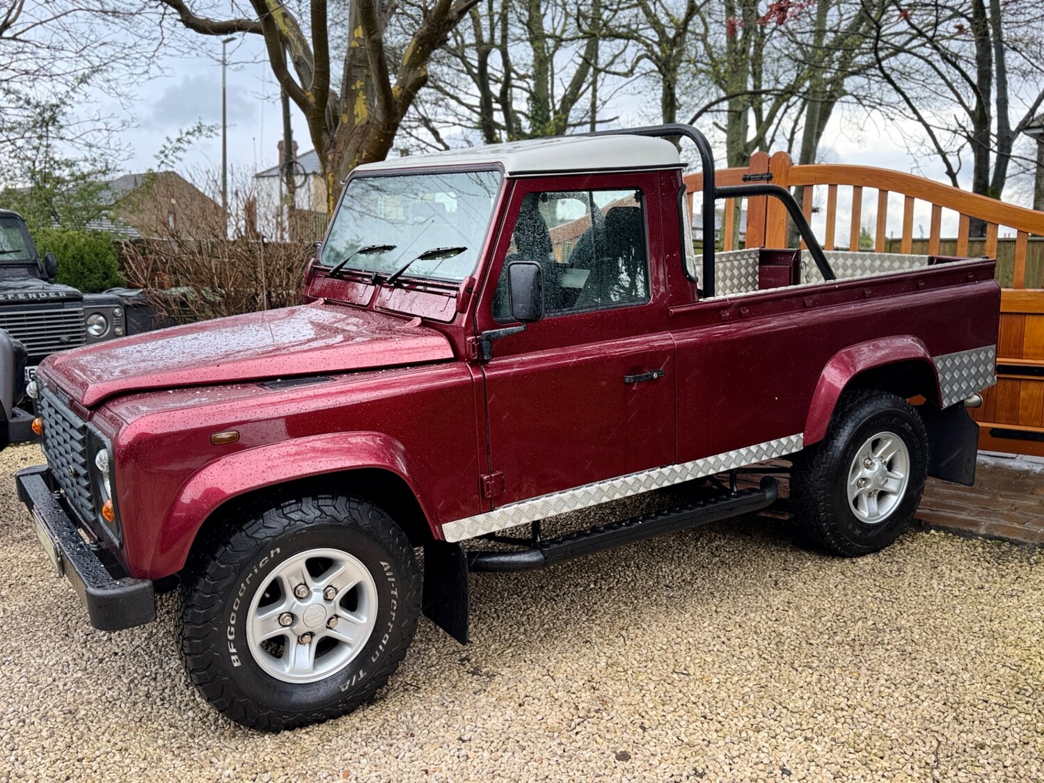 Used Land Rover Defender 2002 for sale - 78001536: Photo 5