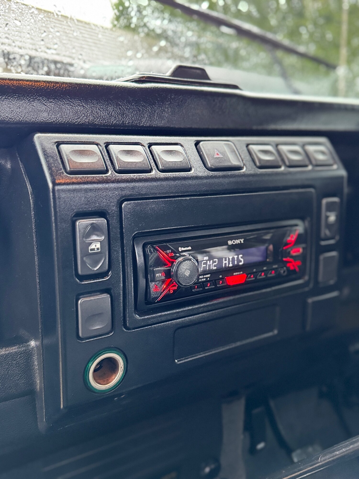 Used Land Rover Defender 2002 for sale - 78001536: Photo 8