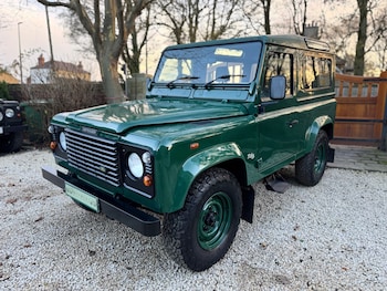 Used Land Rover Defender 2005 for sale - 76649026: Photo