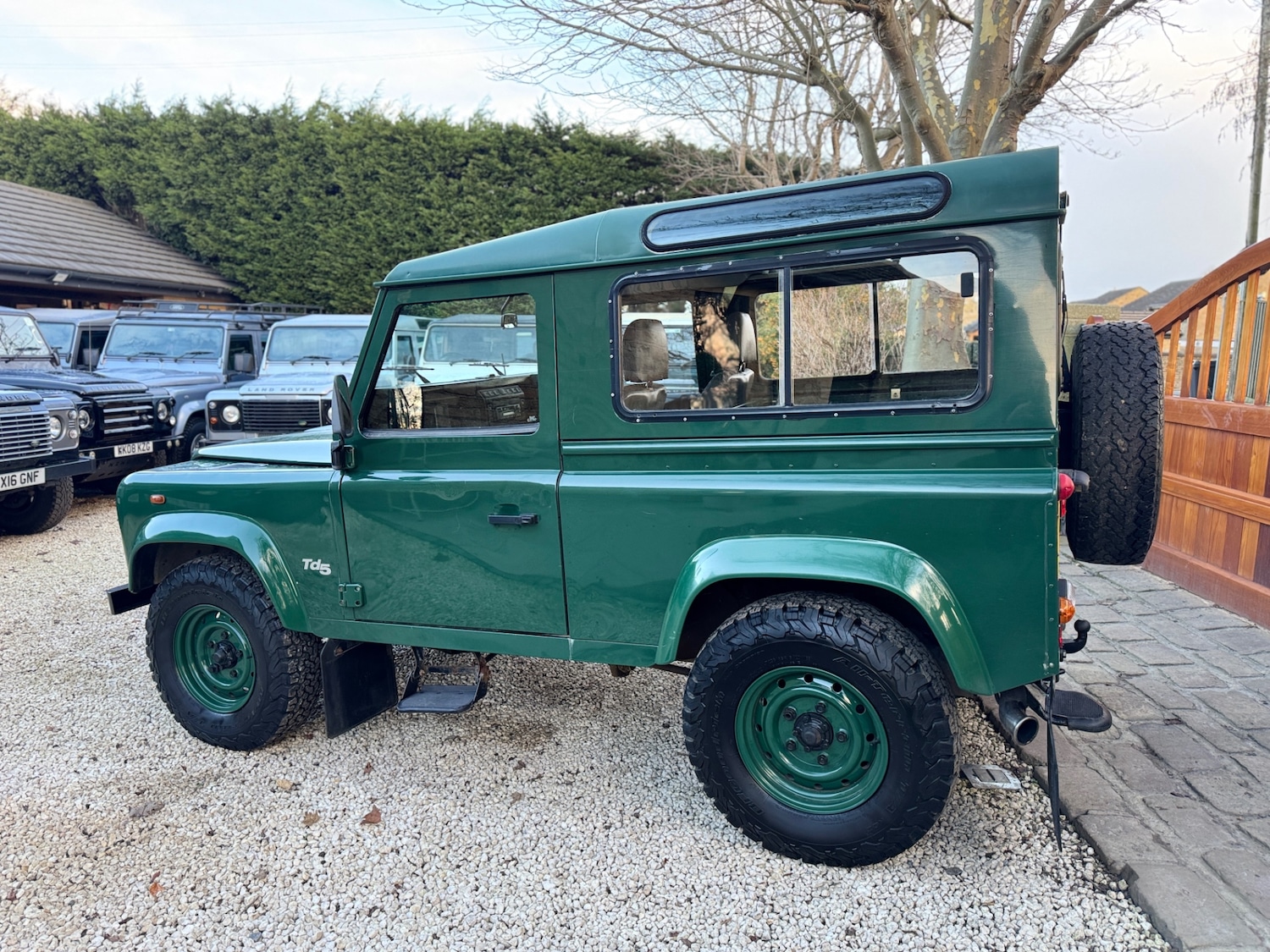 Used Land Rover Defender 2005 for sale - 76649026: Photo 6
