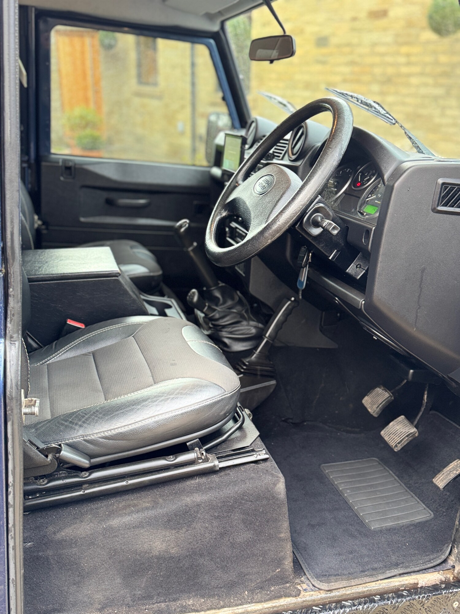 Used Land Rover Defender 2007 for sale - 78106014: Photo 13