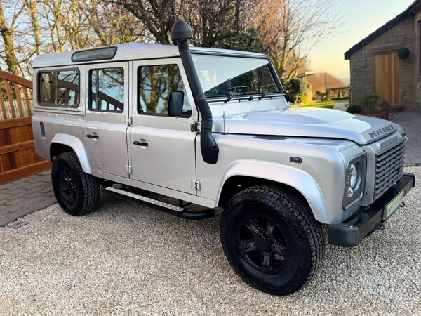 Used Land Rover Defender 2014 for sale - 74093984: Photo 11