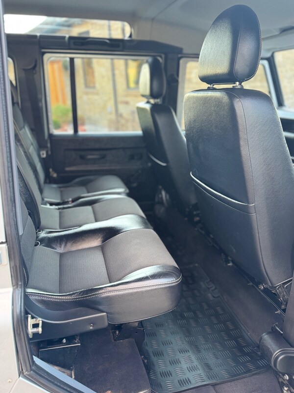Used Land Rover Defender 2014 for sale - 74093984: Photo 15