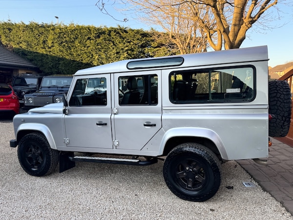 Used Land Rover Defender 2014 for sale - 74093984: Photo 3
