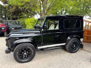 Used Land Rover Defender 2010 for sale - 74970170: Photo