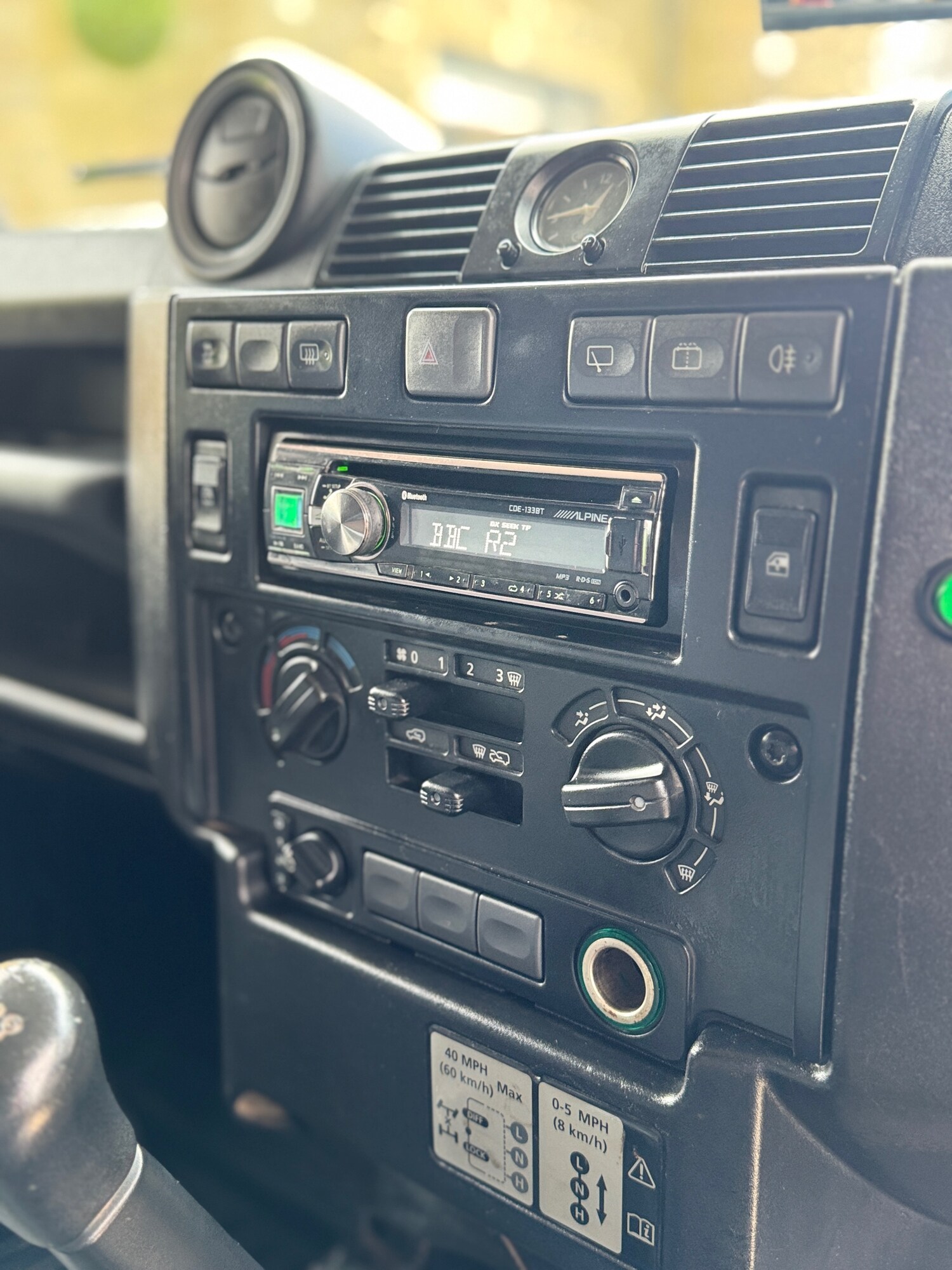 Used Land Rover Defender 2015 for sale - 78106011: Photo 15