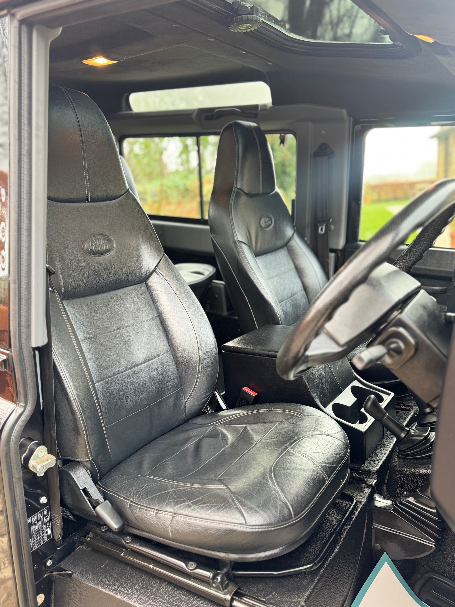 Used Land Rover Defender 2016 for sale - 77036488: Photo 19