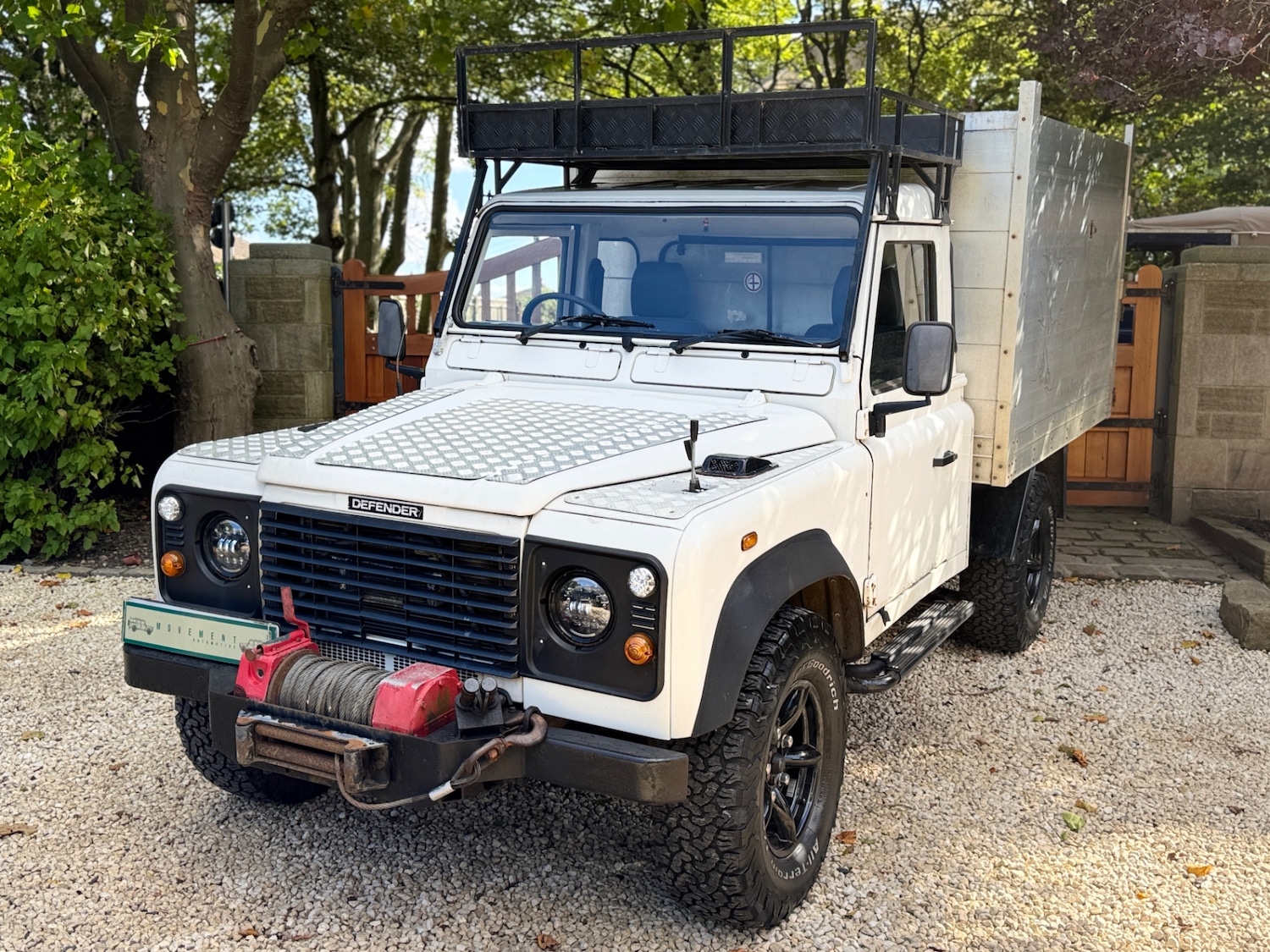 Used Land Rover Defender 2002 for sale - 76063641: Photo 1