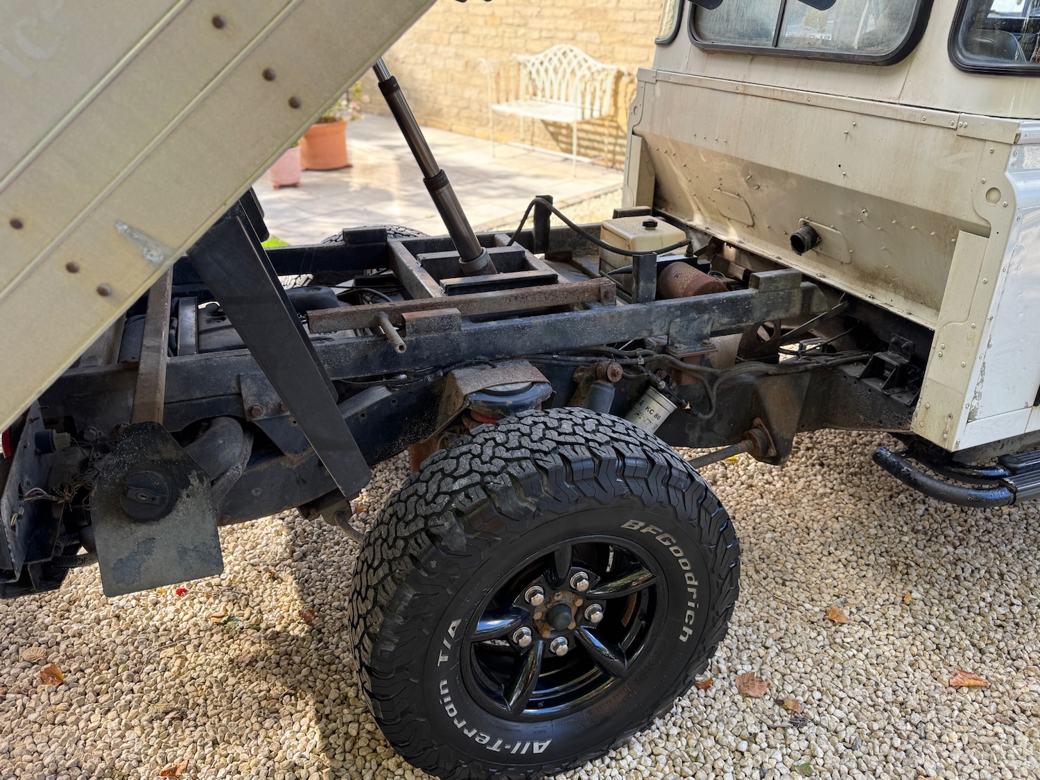 Used Land Rover Defender 2002 for sale - 76063641: Photo 16