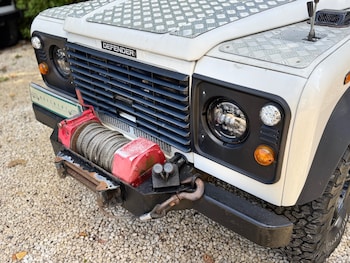 Used Land Rover Defender 2002 for sale - 76063641: Photo