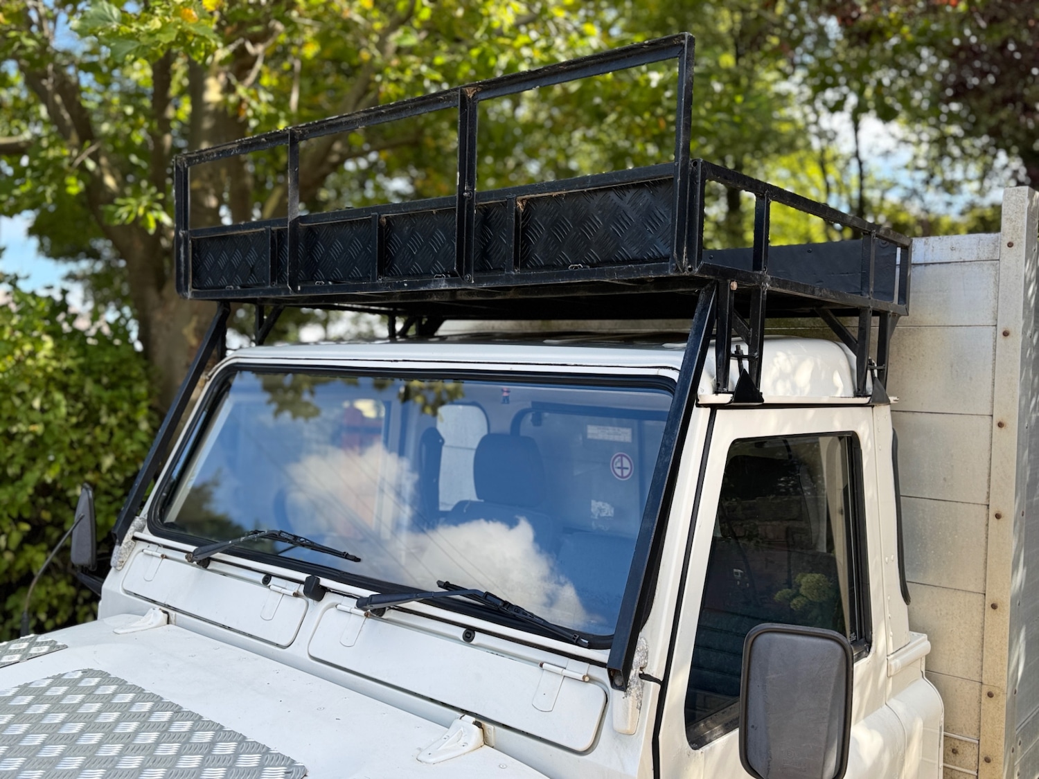 Used Land Rover Defender 2002 for sale - 76063641: Photo 6