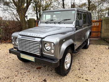 Land Rover - Defender