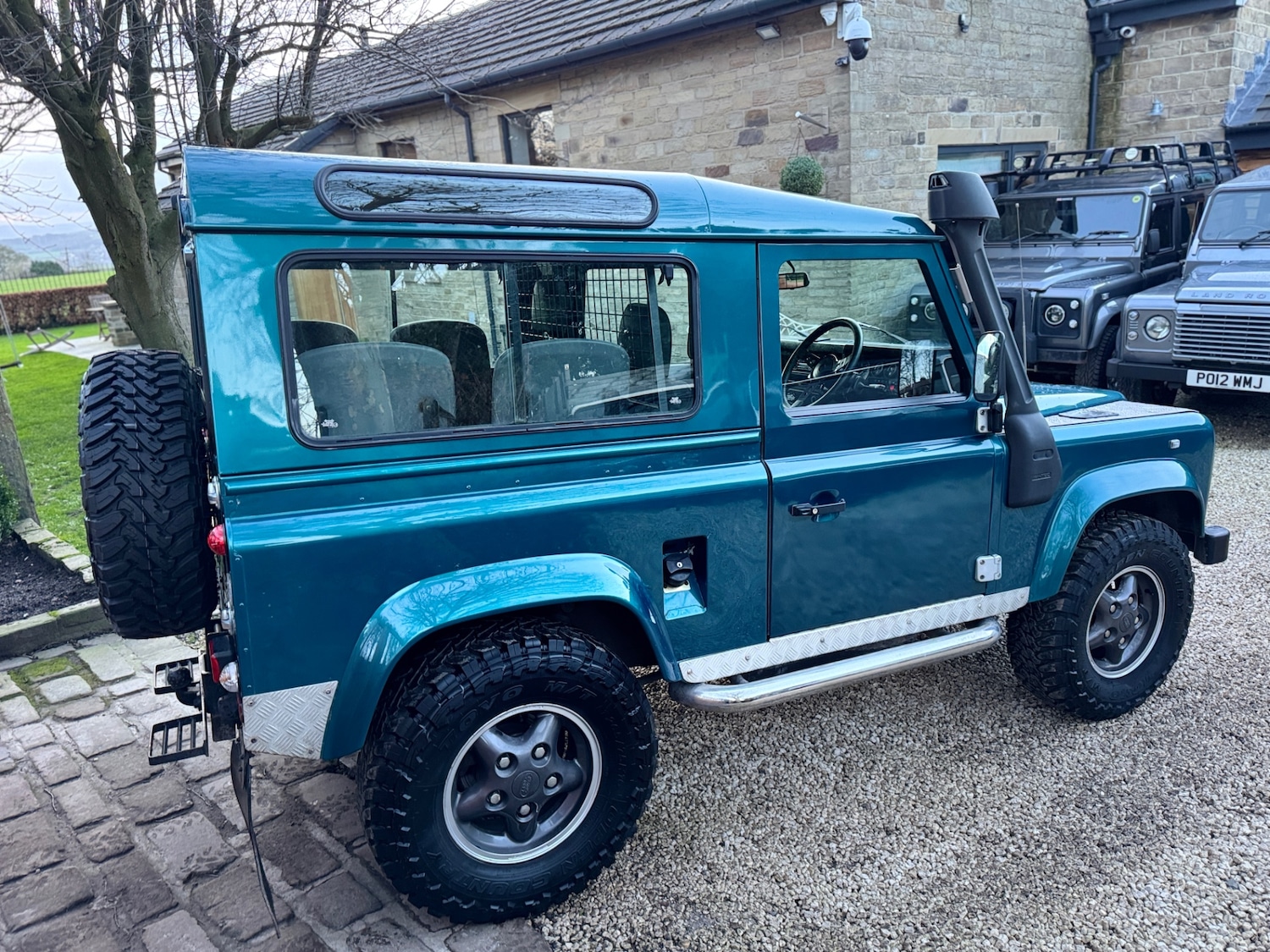 Used Land Rover Defender 1998 for sale - 76945873: Photo 12
