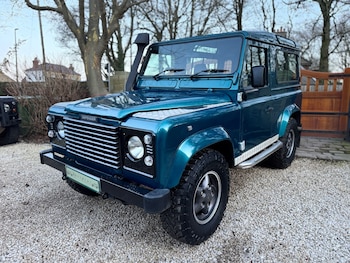 Used Land Rover Defender 1998 for sale - 76945873: Photo