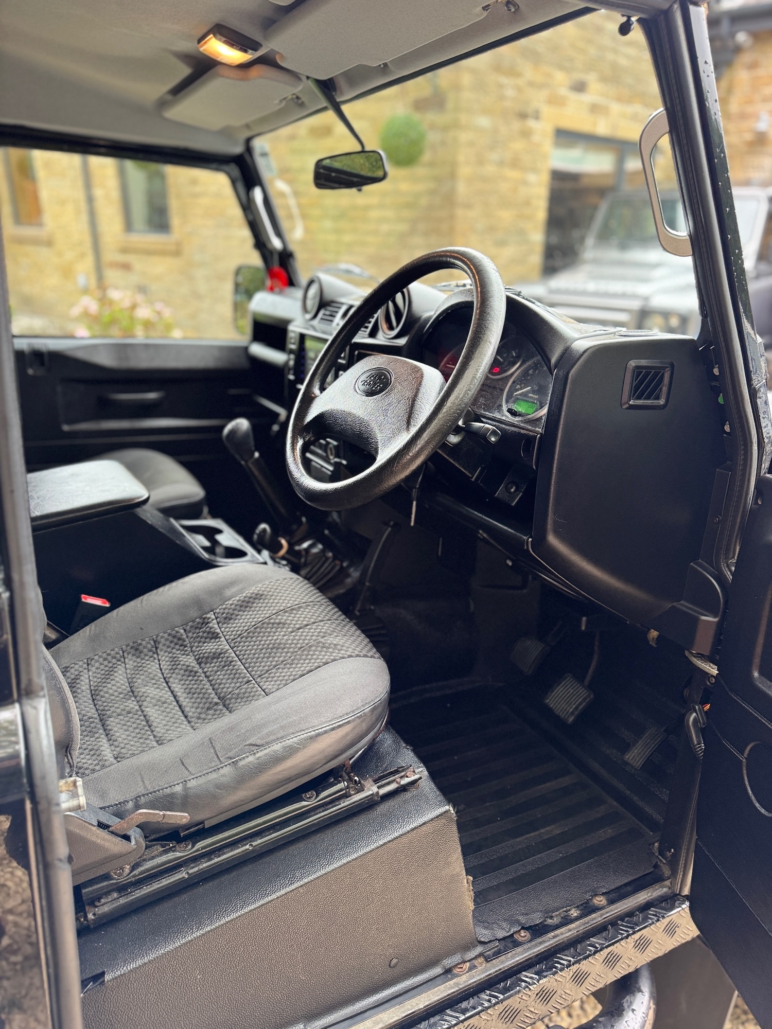 Used Land Rover Defender 2008 for sale - 76568328: Photo 16