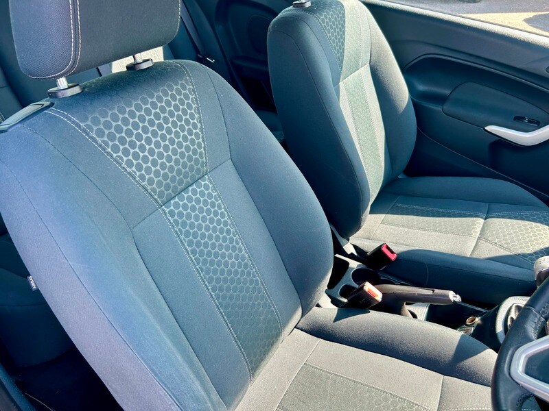 Used Ford Fiesta 2012 for sale - 76500561: Photo 16