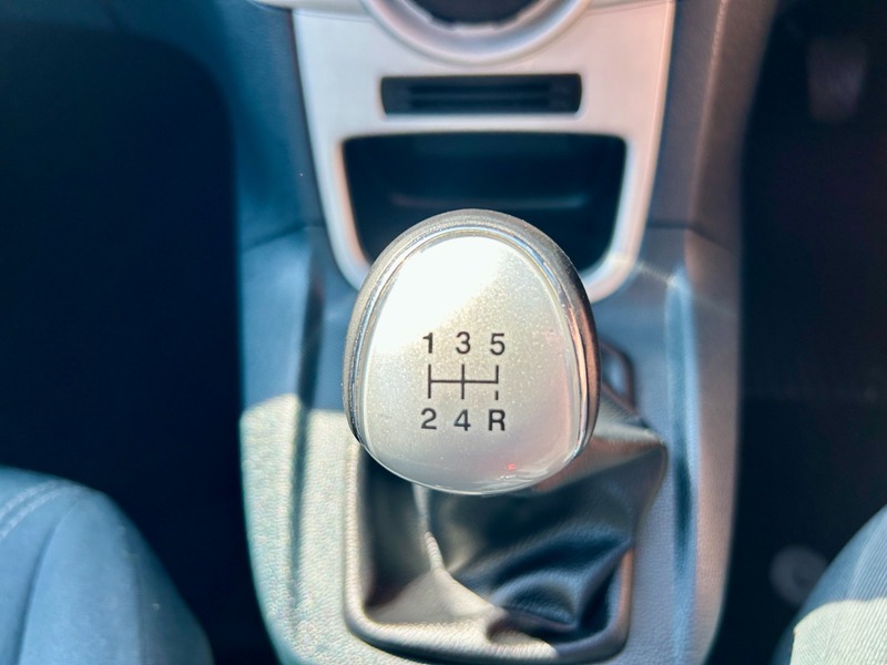 Used Ford Fiesta 2012 for sale - 76500561: Photo 23