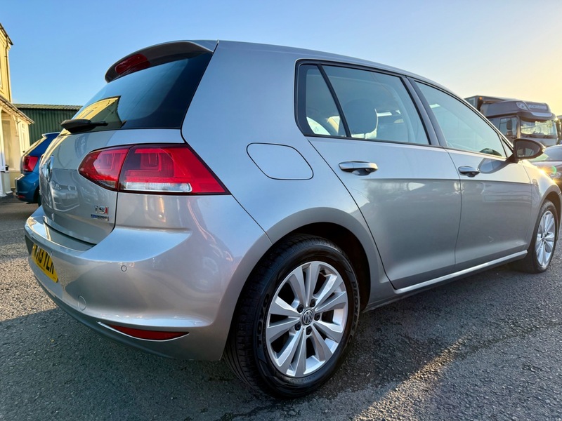 Used Volkswagen Golf 2013 for sale - 76699049: Photo 5