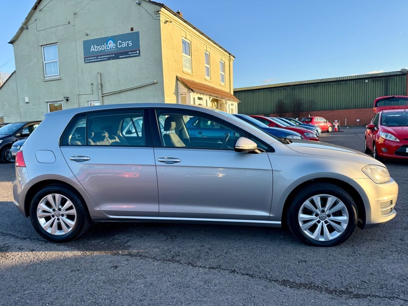 Used Volkswagen Golf 2013 for sale - 76699049: Photo 6