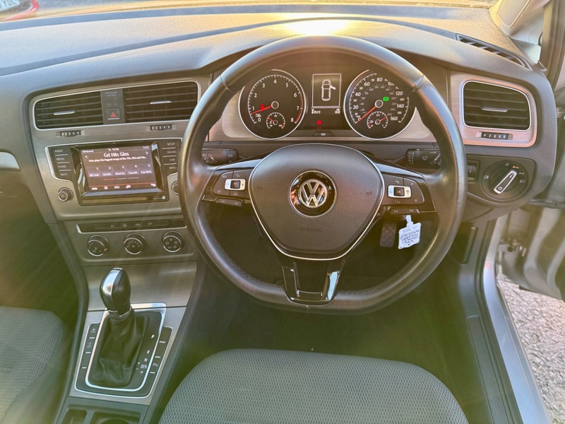 Used Volkswagen Golf 2013 for sale - 76699049: Photo 8