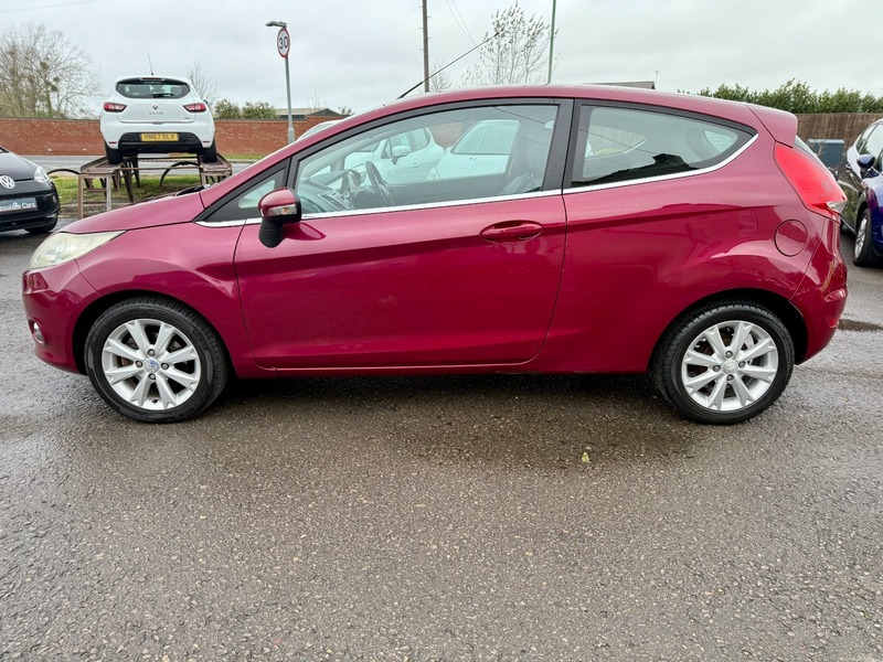 Used Ford Fiesta 2009 for sale - 76725240: Photo 10