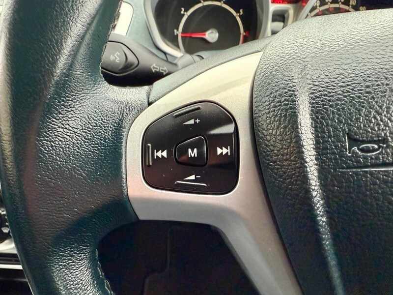 Used Ford Fiesta 2009 for sale - 76725240: Photo 26