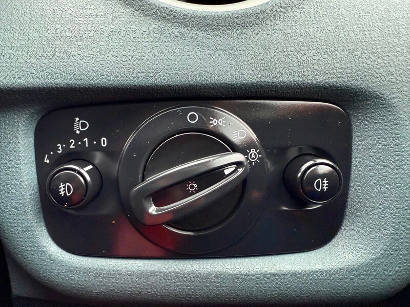 Used Ford Fiesta 2009 for sale - 76725240: Photo 27