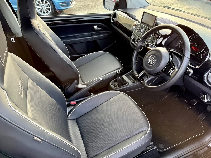 Used Volkswagen up! 2013 for sale - 76962923: Photo 10