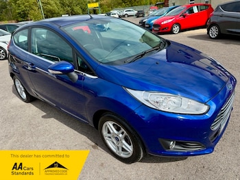 Used Ford Fiesta 2014 for sale - 76500576: Photo