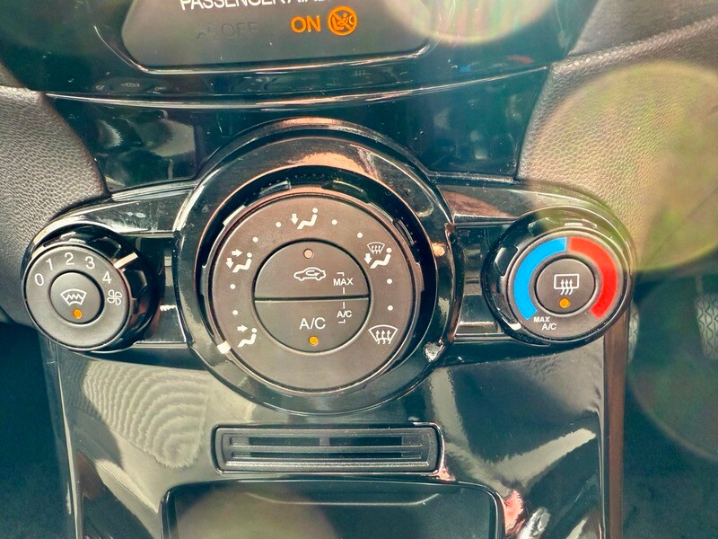 Used Ford Fiesta 2014 for sale - 76500576: Photo 21