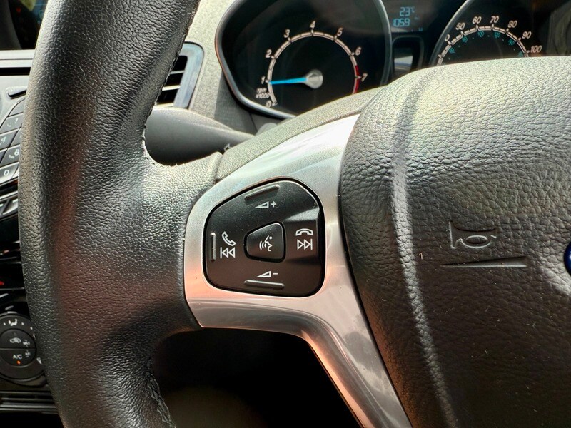 Used Ford Fiesta 2014 for sale - 76500576: Photo 25