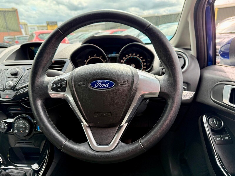 Used Ford Fiesta 2014 for sale - 76500576: Photo 28