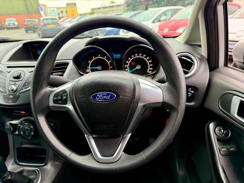 Used Ford Fiesta 2014 for sale - 76500555: Photo 26