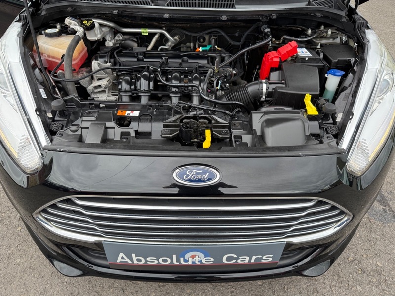 Used Ford Fiesta 2015 for sale - 76500574: Photo 2