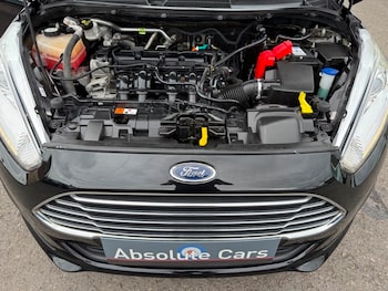 Used Ford Fiesta 2015 for sale - 76500574: Photo