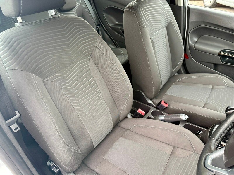 Used Ford Fiesta 2013 for sale - 76500614: Photo 16