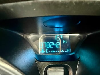 Used Ford Fiesta 2013 for sale - 76500614: Photo