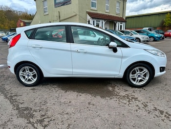 Used Ford Fiesta 2013 for sale - 76500614: Photo