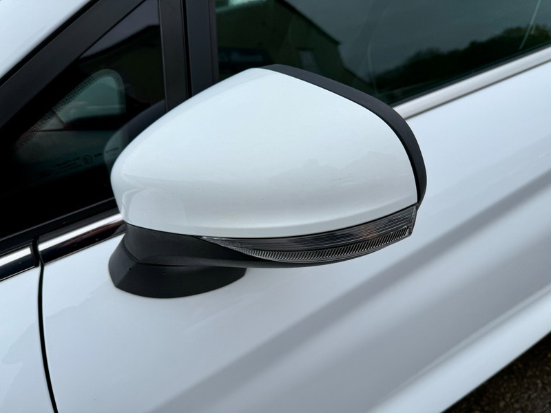 Used Ford Fiesta 2017 for sale - 76500588: Photo 11