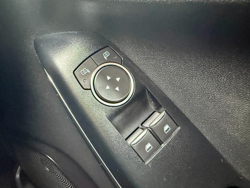 Used Ford Fiesta 2017 for sale - 76500588: Photo 28