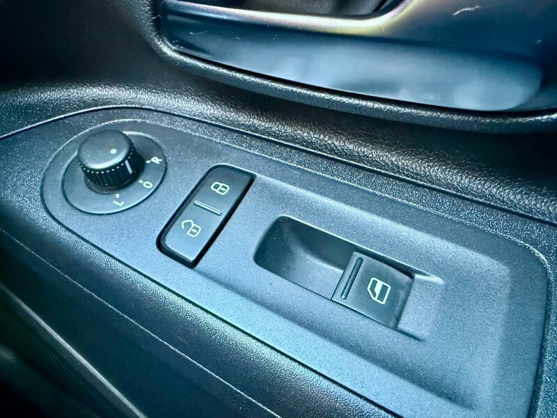 Used Volkswagen up! 2012 for sale - 76500606: Photo 29