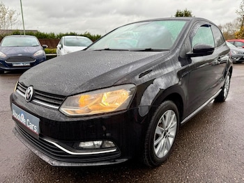 Used Volkswagen Polo 2014 for sale - 76547387: Photo