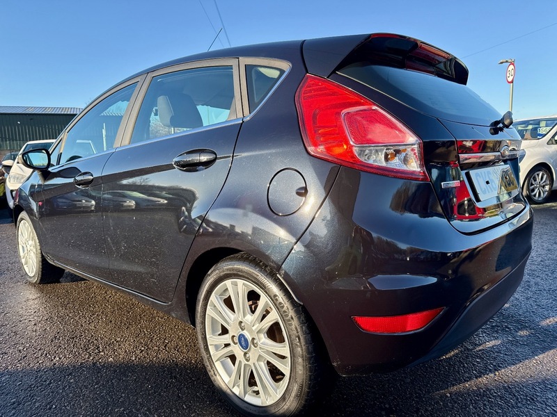 Used Ford Fiesta 2013 for sale - 76821409: Photo 10
