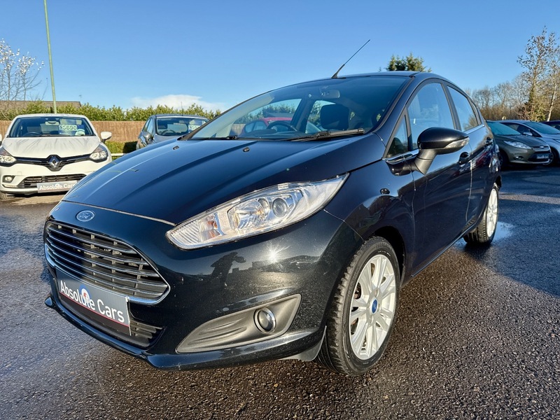 Used Ford Fiesta 2013 for sale - 76821409: Photo 2