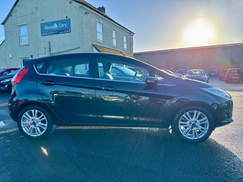 Used Ford Fiesta 2013 for sale - 76821409: Photo 9