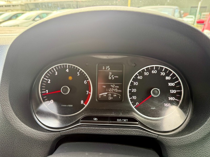 Used Volkswagen Polo 2011 for sale - 77027745: Photo 19